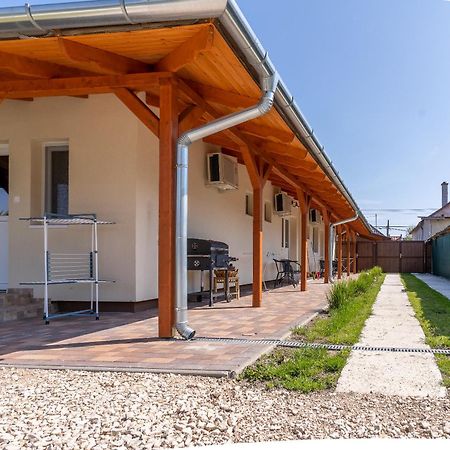 Lili Apartman Harkany Exterior photo