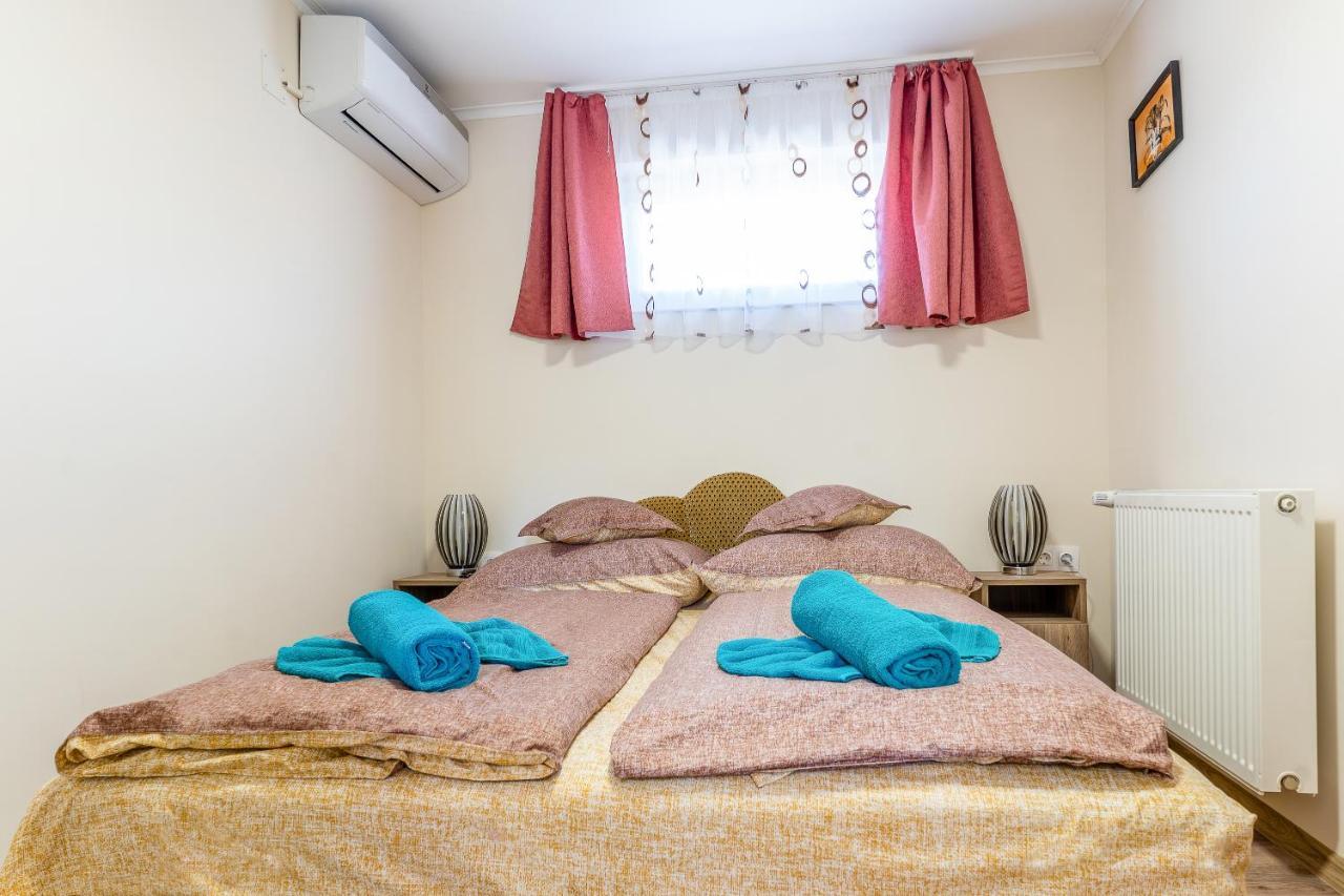 Lili Apartman Harkany Exterior photo