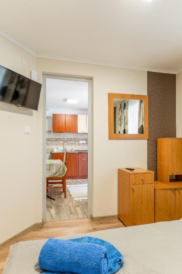 Lili Apartman Harkany Exterior photo