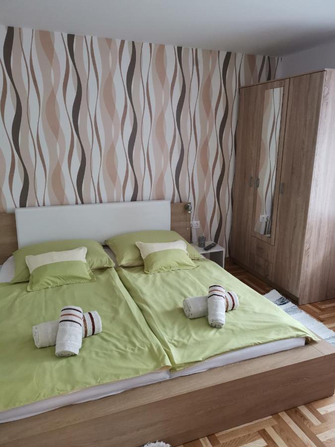 Lili Apartman Harkany Exterior photo